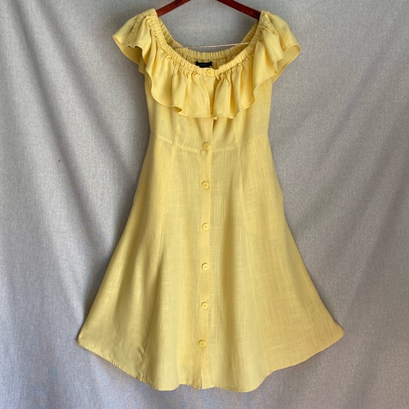 Forever 21 Off-Shoulder Button Down Dress Ruffle Front. Size S - Picture 1 of 7